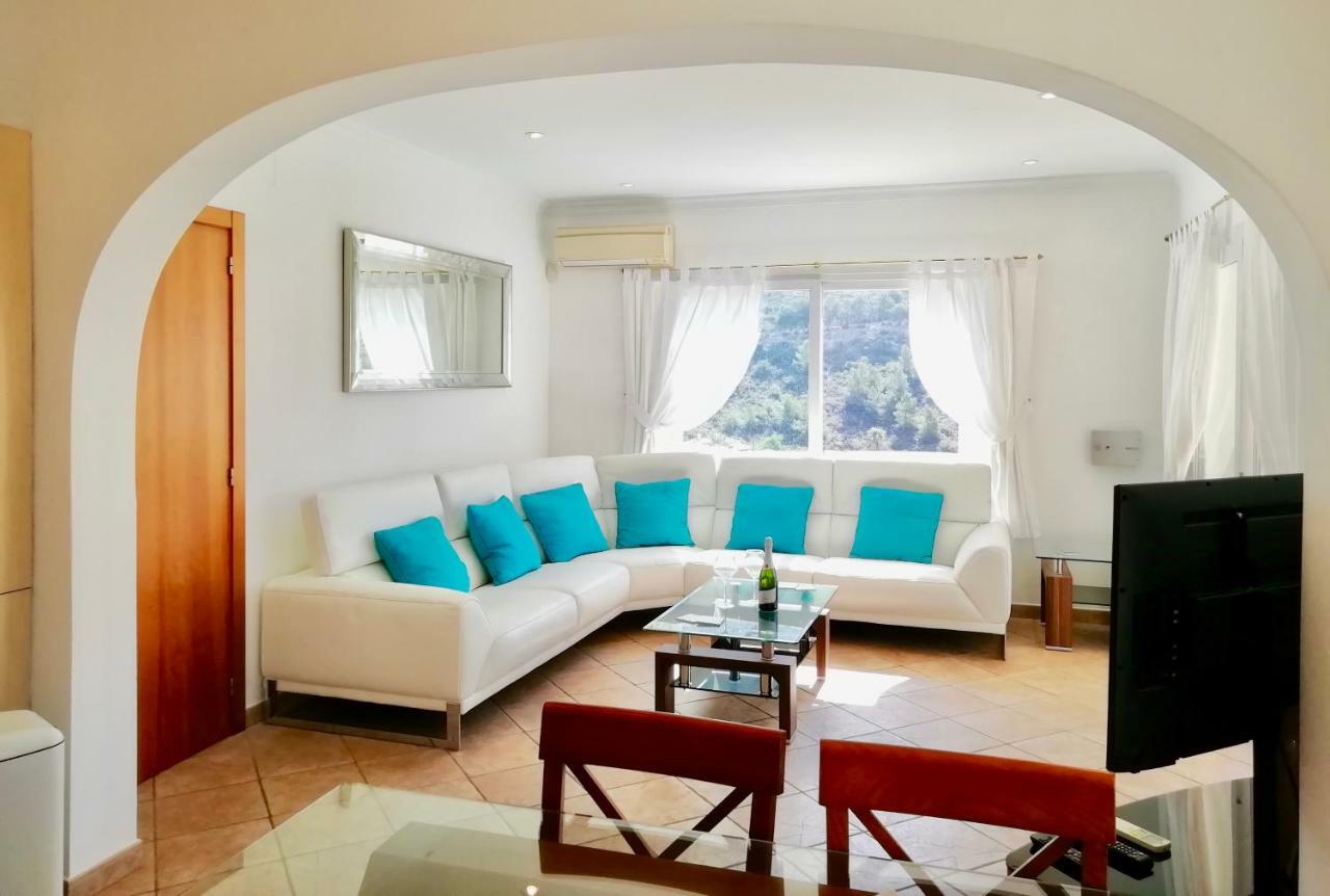 Villa Guapa With Gym Aircon Wifi מוריירה מראה חיצוני תמונה